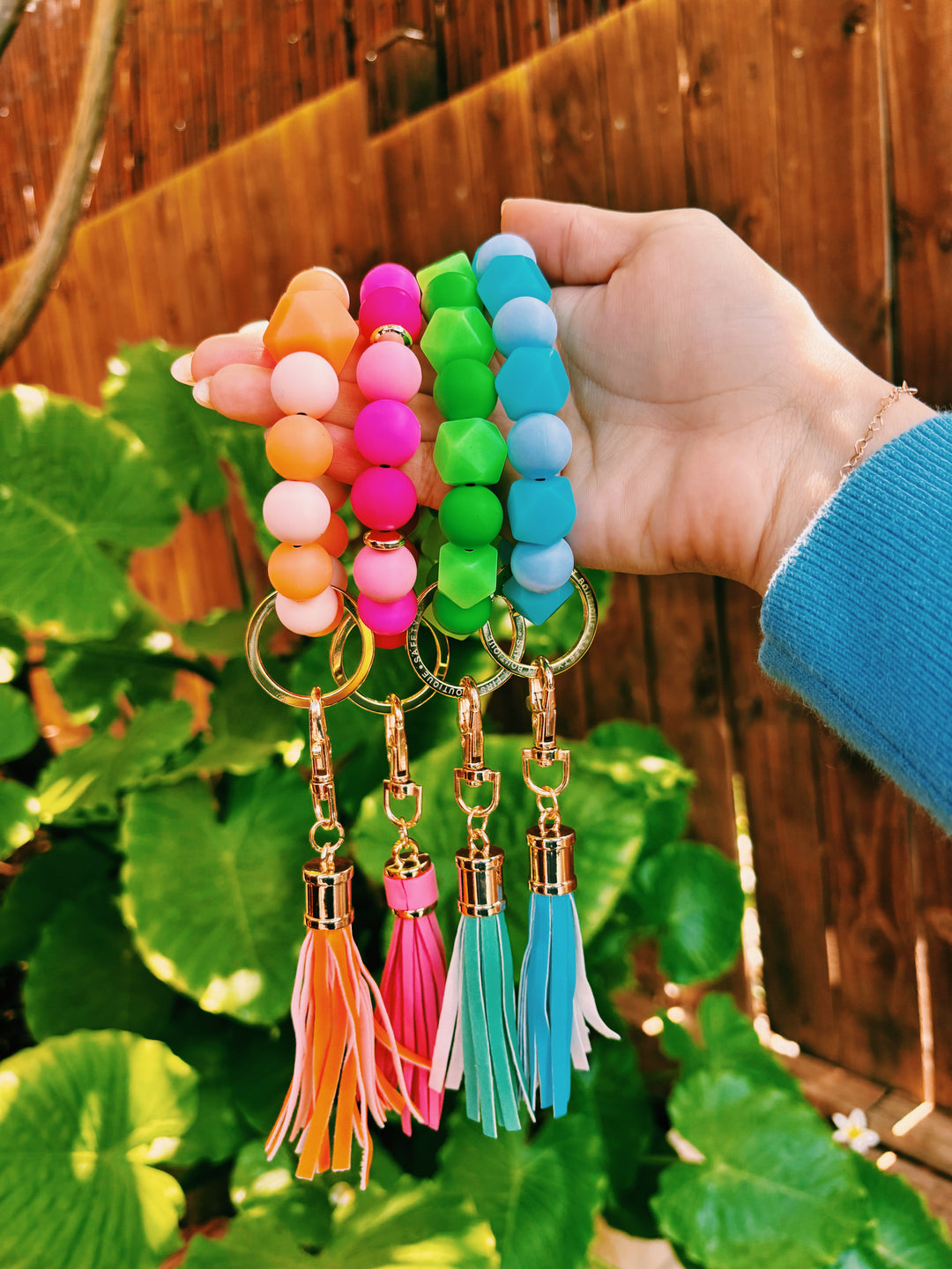 Beaded wristlet keychain