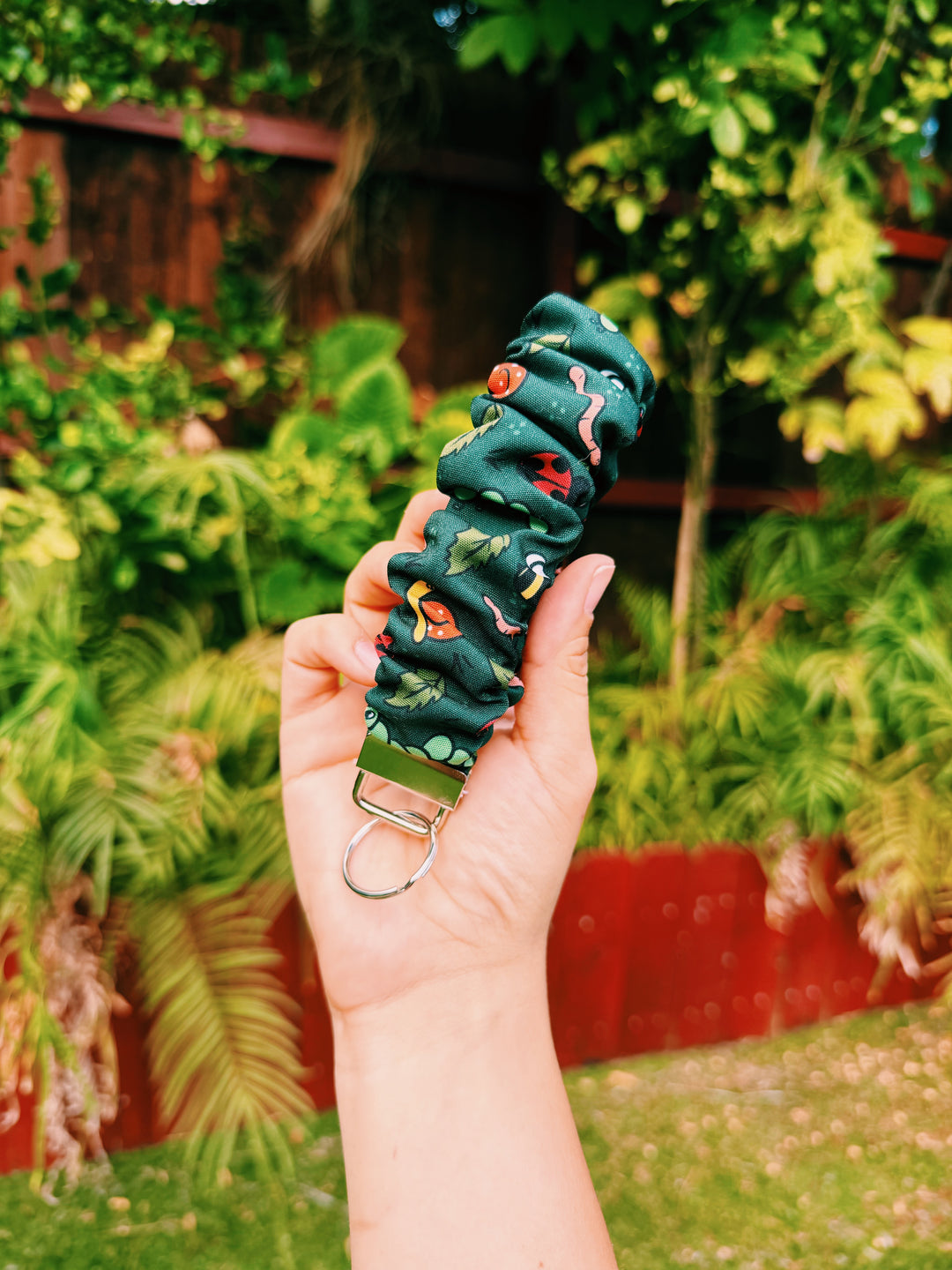 $1 bug scrunchie wristlet (ONE PER CUSTOMER)